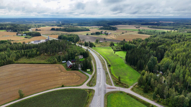 Ilmakuva maantiestä.